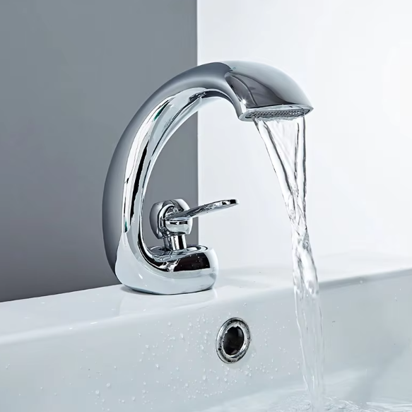 Luxury Chrome Faucet Mixer Water Tap Single Handle Sanitary Ware Sink Faucet Vanity Bathroom Basin Faucet