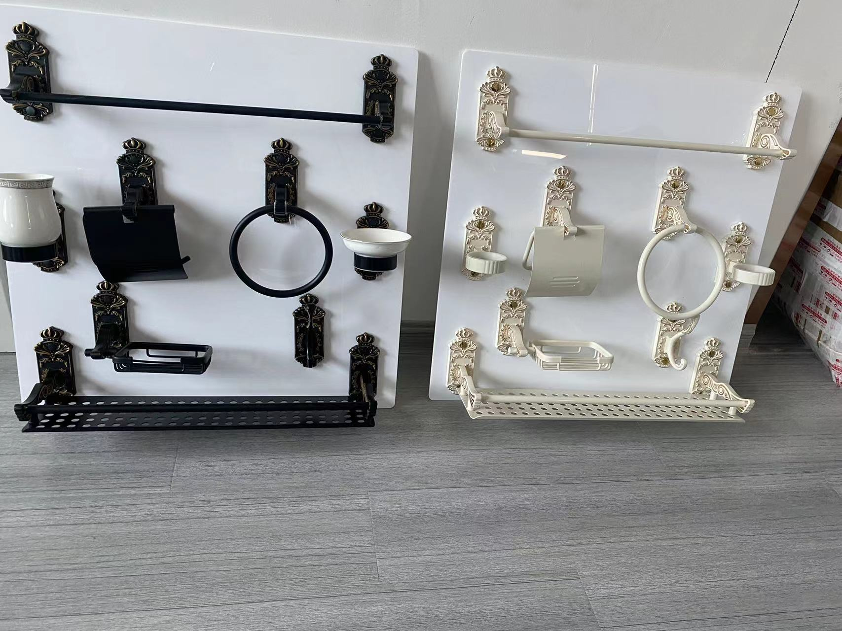 Bathroom Fittings Sanitary Ware Bathroom Accessories Bath Set Towel Holder Luxury Bathroom Corner Accessories Set 012