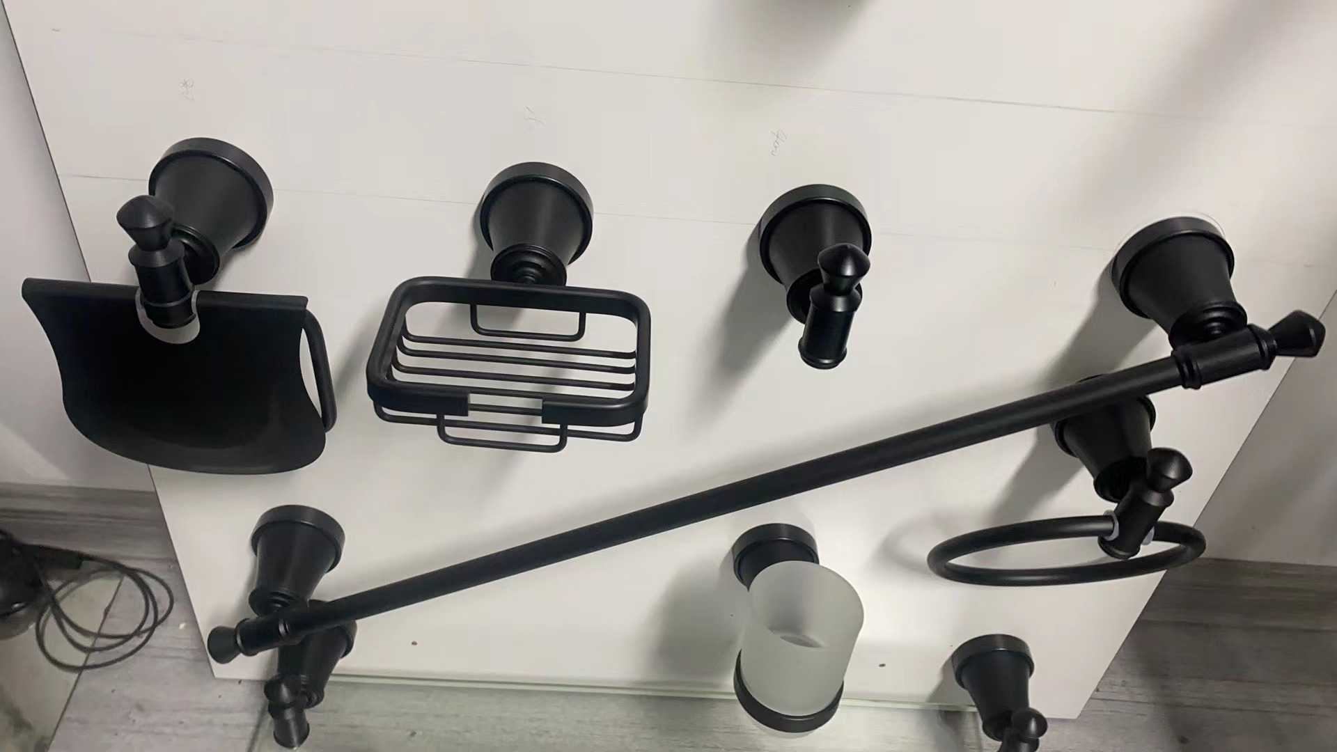 Bathroom Fittings Sanitary Ware Bathroom Accessories Bath Set Towel Holder Luxury Bathroom Corner Accessories Set 026