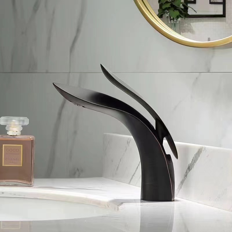 Contemporary Modern Zinc Design Basin Faucet Hot and Cold Mixer Bathroom Sink Basin Faucet