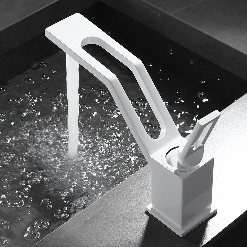 Hot and Cold Single Handle Single Hole Deck Mounted Wash Basin Faucet with Ceramic Valve Core for Bathroom Household Use